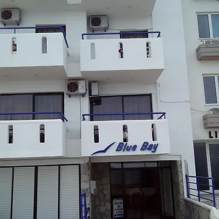 Blue Bay Apartment *